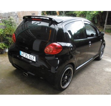 TOYOTA AYGO SPOILER NA KLAPE