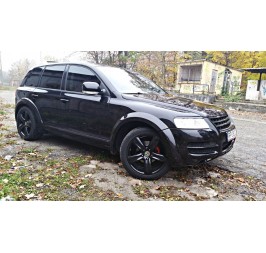 VW TOUAREG I 2002-2006 KOTFLÜGELVERBREITERUNGEN (8 STÜCK)