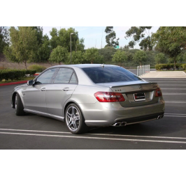 MERCEDES E KLASA W212 SPOILER NA KLAPE