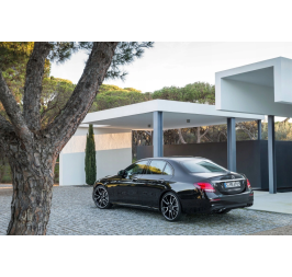 MERCEDES E KLASA W213 SPOILER NA KLAPE