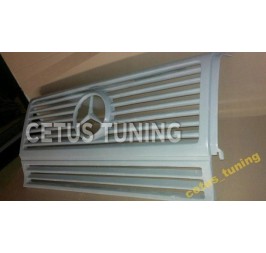 MERCEDES G KLASA W463 PRZEDNI GRILL Z LOGO