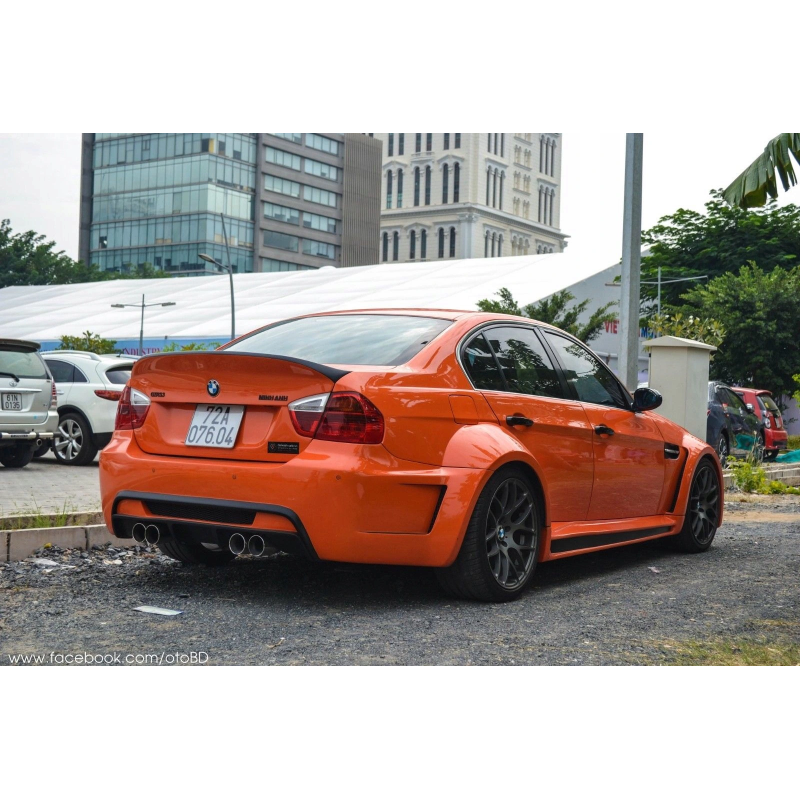 BMW 3 E90 - VRS GTR3 FRONT HOOD