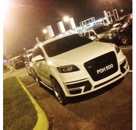 AUDI Q7 – PARE-CHOCS AVANT + GRILLE NOIRE