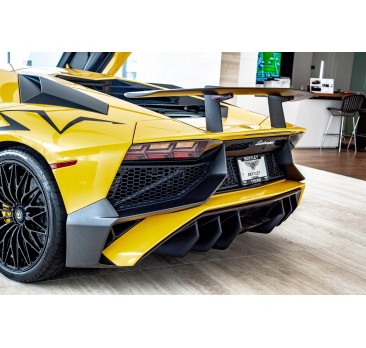 SPOILER DE HAYON LAMBORGHINI AVENTADOR SV