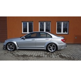MERCEDES BENZ C CLASS W204 BLACK SERIES BODY KIT