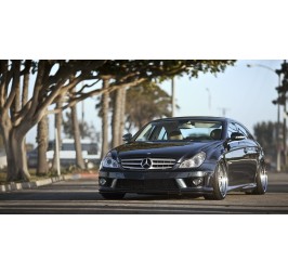 MERCEDES BENZ CLS W219 - AMG BODY KIT