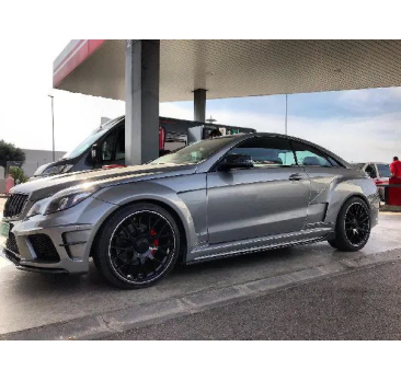 MERCEDES BENZ E CLASS W207 - BLACK SERIES FULL BODY KIT