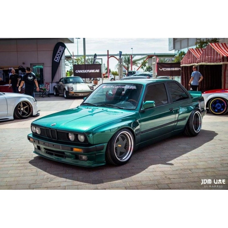 BMW 3 E30 WIDE BODY KIT