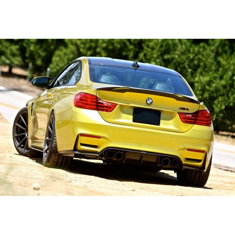 BMW 4 M4 F82 COUPE SPOILER NA KLAPE LOTKA VRS