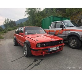 BMW 3 E30 POSZERZENIA NADKOLI NADKOLA