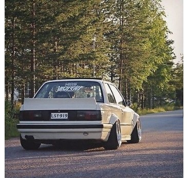 BMW 3 E30 PANDEM SPOILER NA KLAPE DUCKTAIL