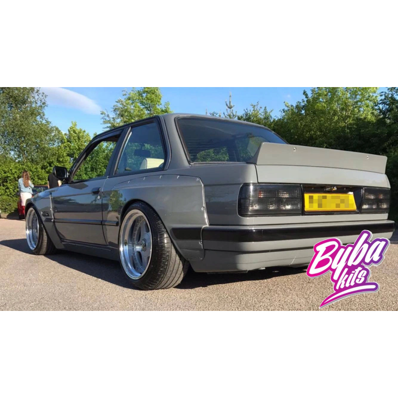 BMW 3 E30 PANDEM HECKSPOILER DUCKTAIL
