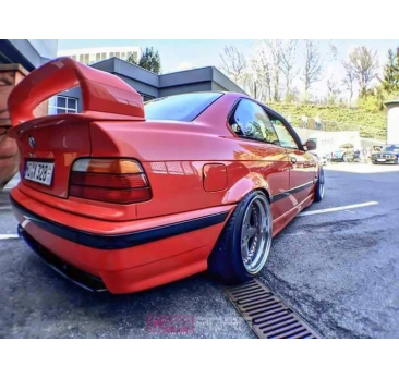 BMW 3 E36 GT CLASS 2 SPOILER NA KLAPE