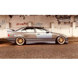 BMW 3 E36 SEDAN FELONY FORM POSZERZENIA NADKOLI