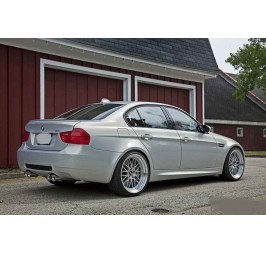 BMW 3 E90 SPOILER NA KLAPE LOTKA M3