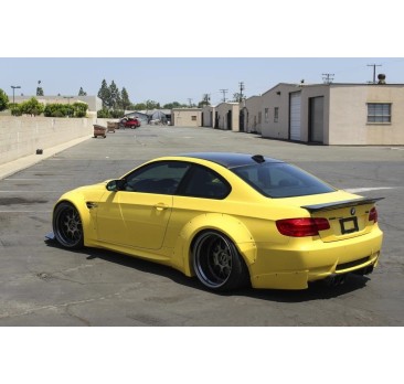 BMW 3 E92  AILERON / BECQUET / SPOILER