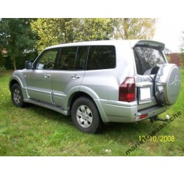 MITSUBISHI PAJERO SPOILER NA KLAPE
