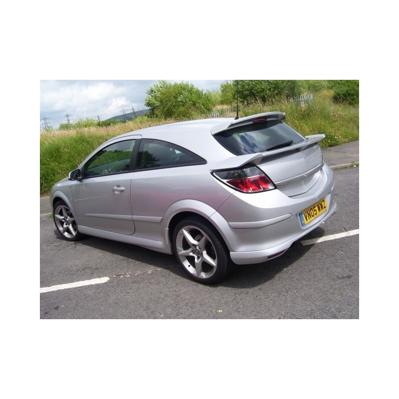 OPEL ASTRA H  3D SPOILER NA KLAPE DOLNY
